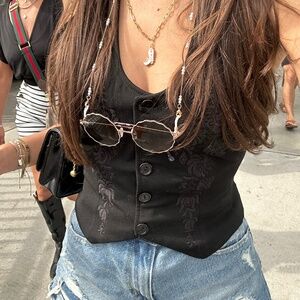 SEARCHING FOR THIS TOP